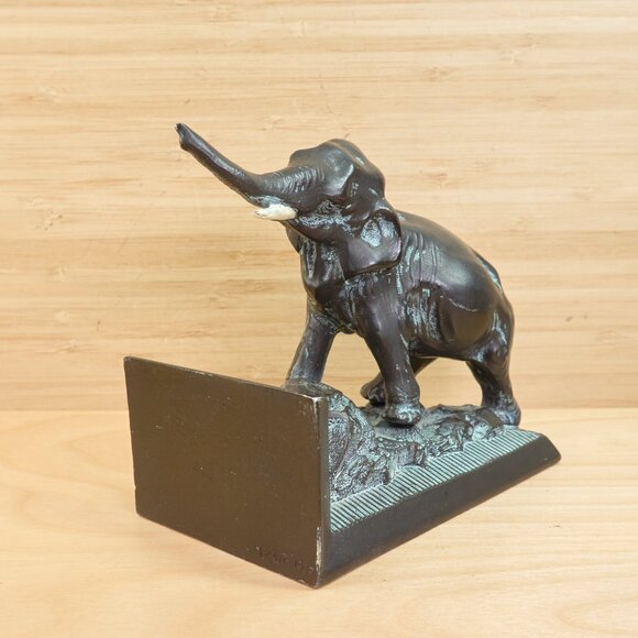 Antique 1922 Ronson Cast Metal Elephant Bookends / Vintage Elephant Shelf Decor - Picture 5 of 10